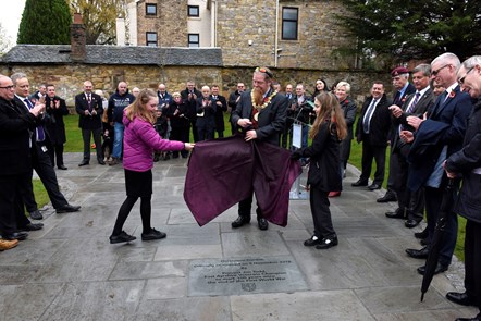 Unveiling of stone