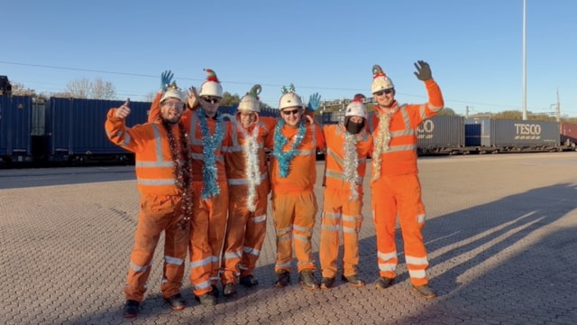 Video: The rail freight teams working behind the scenes to deliver Christmas across Wales and Borders route: Freight Christmas Wentloog team