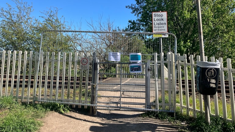 Emergency closure granted for level crossing where youths were reported playing ’chicken’