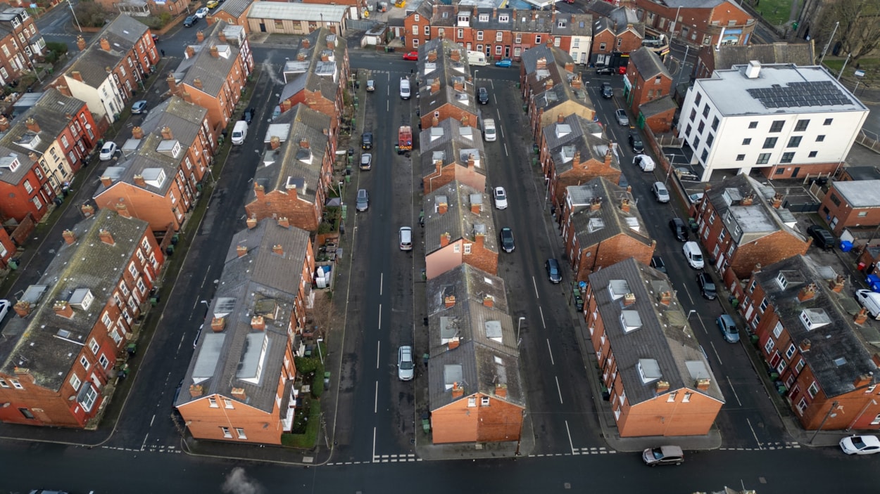 Equans Holbeck Before - Jan 2026-14: Homes in Holbeck are set to receive upgrades as part of a major scheme that is to get underway in January 2026, as part of the first scheme in the Heart of Holbeck regeneration programme.