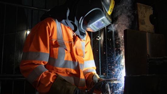 HS2 welcomes new welding apprentices: HS2's apprentice welders training on site