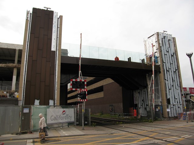 Lincoln High Street footbridge to open on Friday: Construction of the footbridge at High Street in Lincoln (photo taken May 2016, Galliford Try)