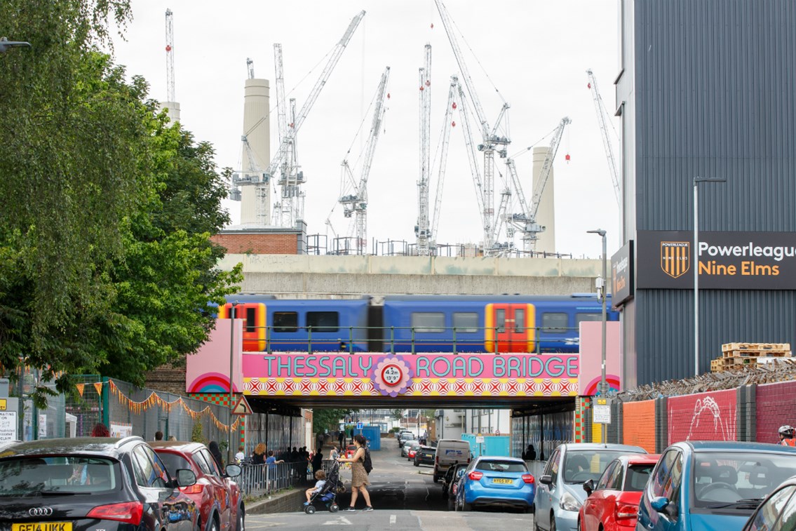 Network Rail teams up with local council to bring ‘Happy Street’ to Battersea: Happy Street bridge with BPS Luke O'Donovan 1200px