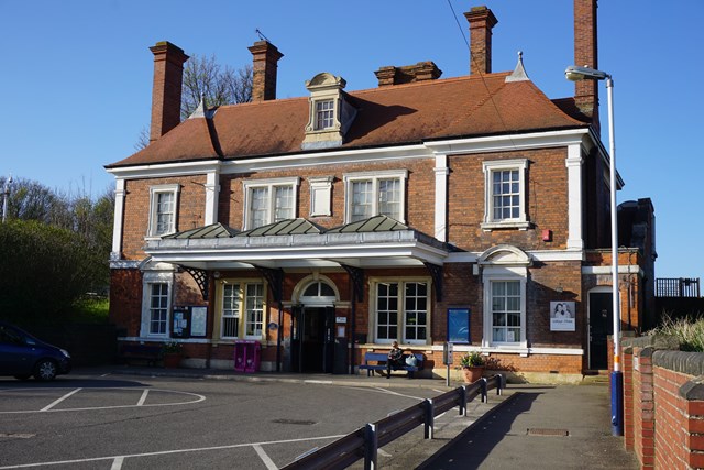 Timetables released as major work to Leicestershire's railway fast approaching: Market Harborough station-10