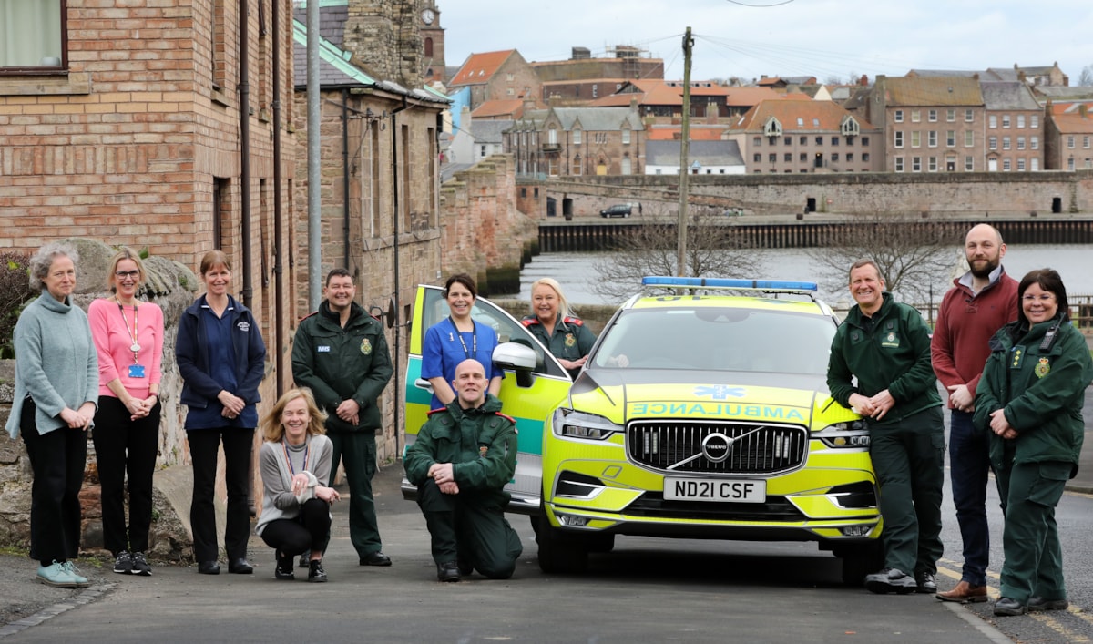 L-R Dr Katy Reay, Julie Blythe - Practice Manager Union brae, Dawn Dewer- Practice Nurse Union Brae, Anne Kossman - Business manager Union brae, NEAS community paramedic Paul Mills, Mandy Thompson - Snr Nurse Well close, NEAS community paramedic Julie Cowell, NEAS community paramedic Wayne McKay, , 