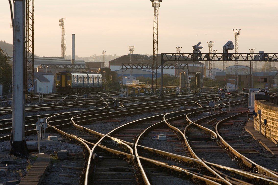 CONNECTING WALES: NETWORK RAIL STRATEGY SIGNALS BETTER SERVICES: Connecting Wales: Ten-year strategy unveiled