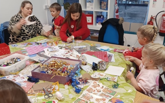 Get creative this Christmas with Carmarthenshire Community Projects: 472769757 122188097822141045 4340616141247581482 n