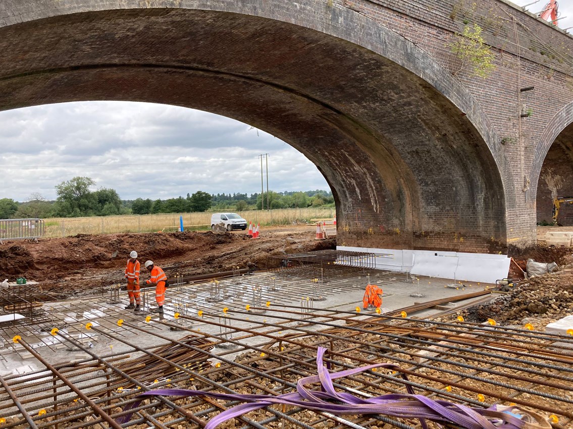Strengthening work taking place at River Avon Viaduct near Leamington