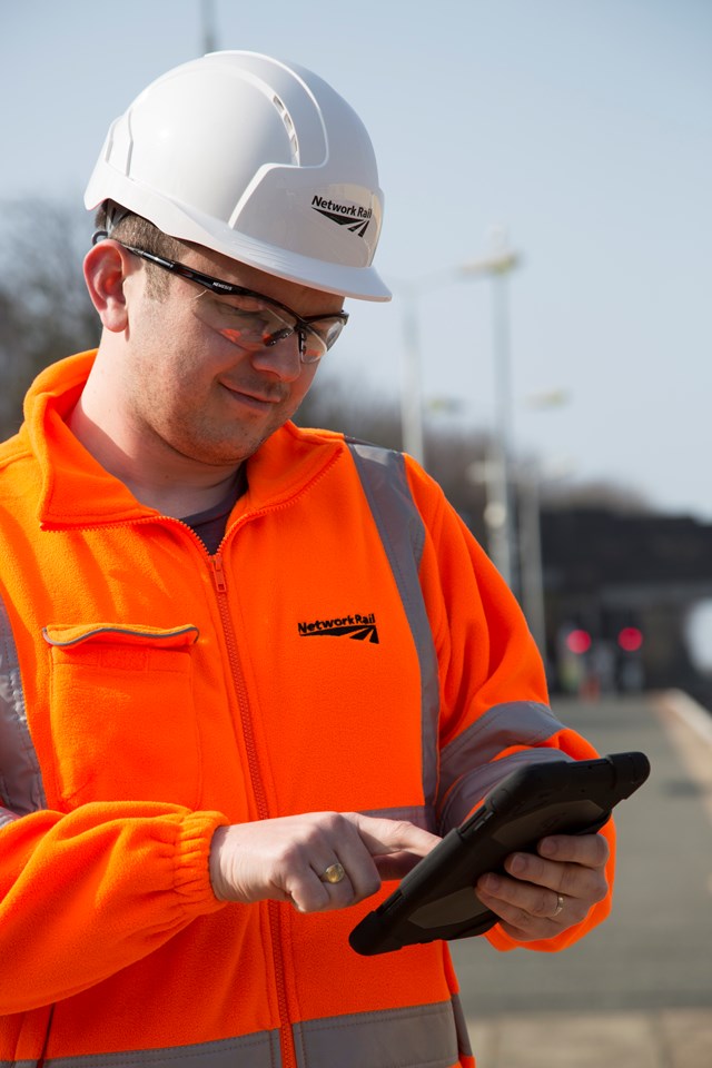 Engineers using apps (16)