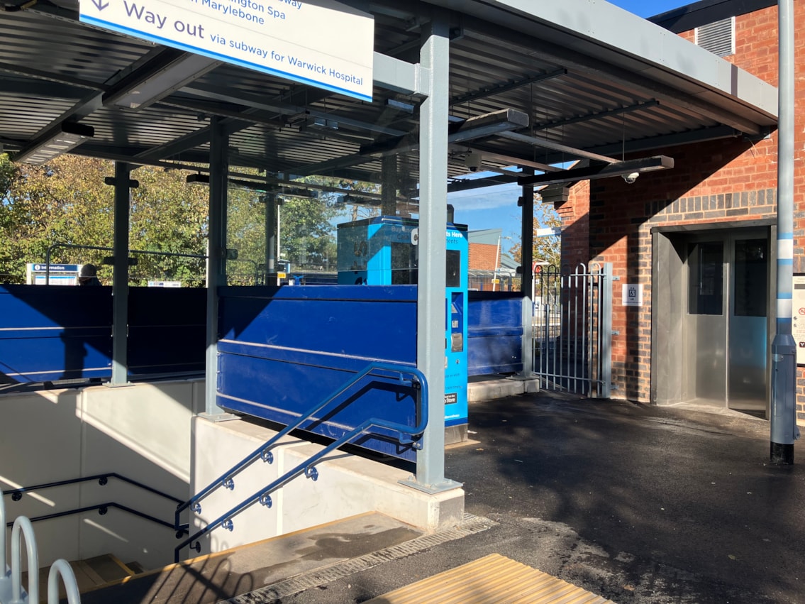 New lifts on platform 1 at Warwick station