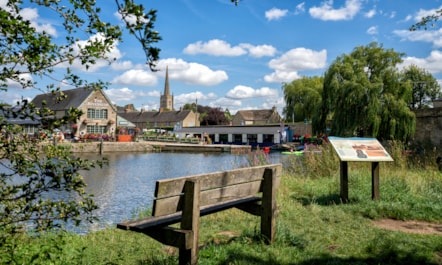 Lechlade on Thames