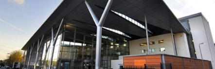 clissold-leisure-centre1.jpg