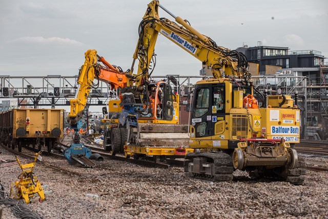 LBG - clearing old track and sleepers: Saturday on site at London Bridge