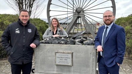 Minister Jack Sargeant at Llay Miners
