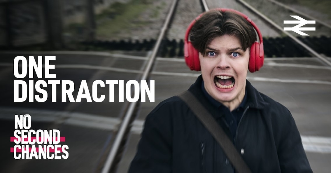 Survey reveals young adults across the South East underestimate power and speed of trains – risking their lives on level crossings: No second chances commuter 