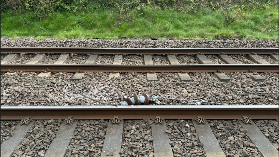 Overhead line equipment that has dewired in Coppull
