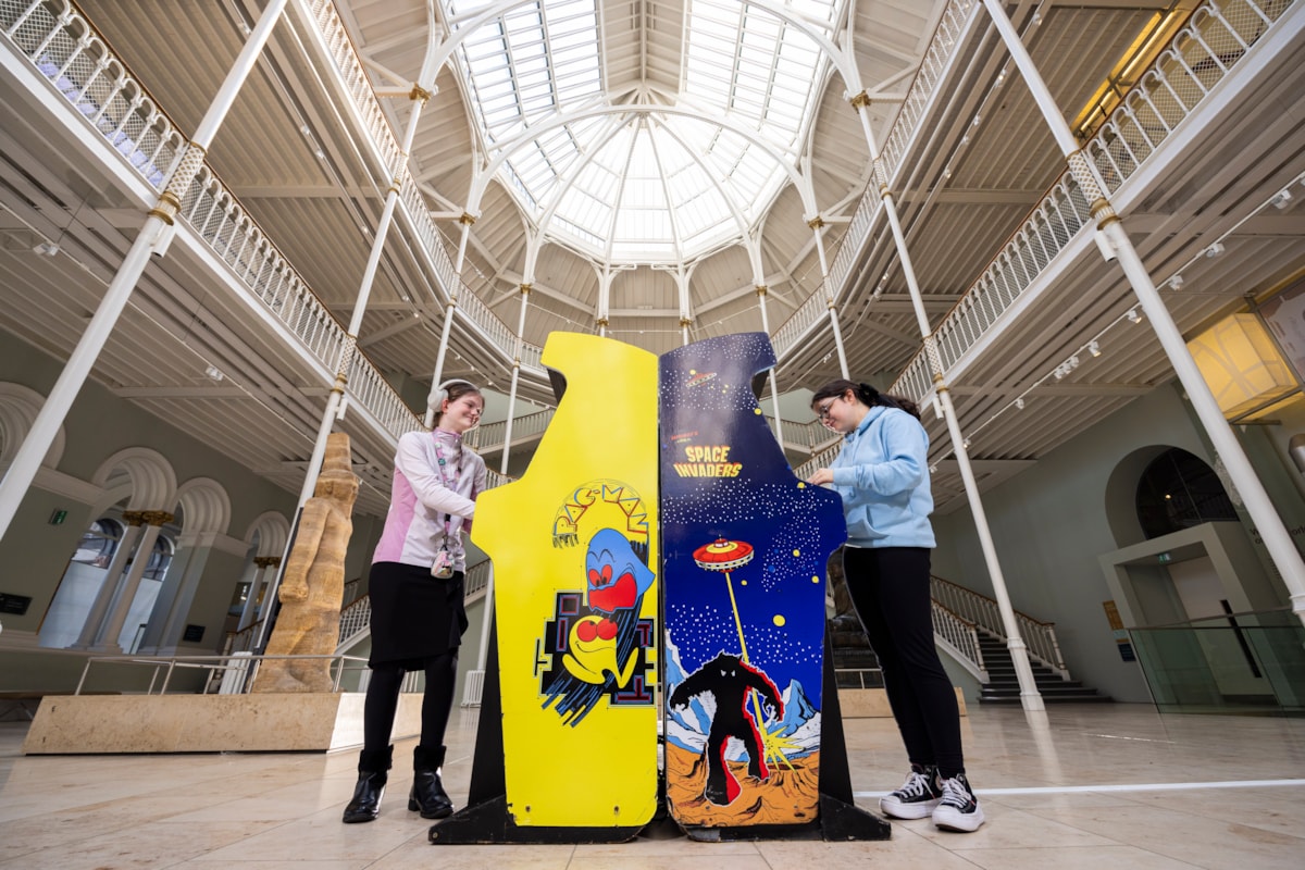 BAFTA Young Game Designer nominees Rebecca Jones and Eleanor Brooker  at the National Museum of Scotland © Duncan McGlynn 002