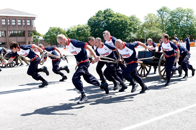 Junior Field Gun Run (2)