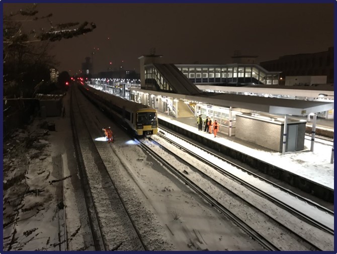 Disruption at Lewisham - Friday 2 March: Lewisham stranded train - snow and ice