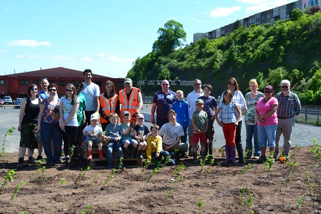 Rail companies and residents join forces at Totterdown nature garden: Bristol Area Signalling Renewal and Enhancement Project Nature Garden
