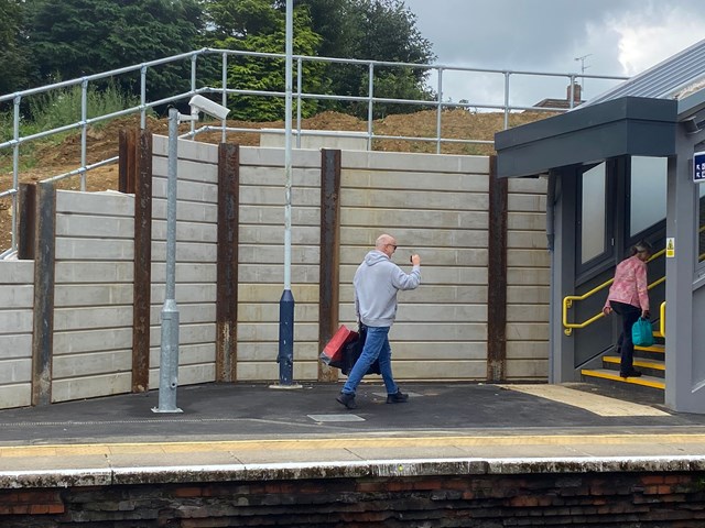 Liphook - New Footbridge -5