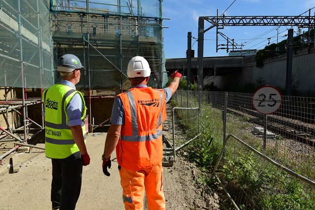 Engineers pointing - Higgins Chobham Farm