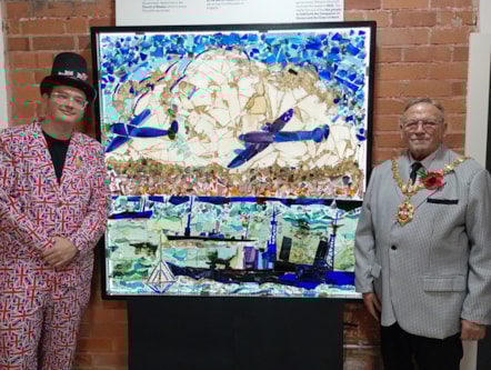 Alexander Goodger, Director Stourbridge Glass Museum and the Mayor of Dudley with one of the restored glass panels-3