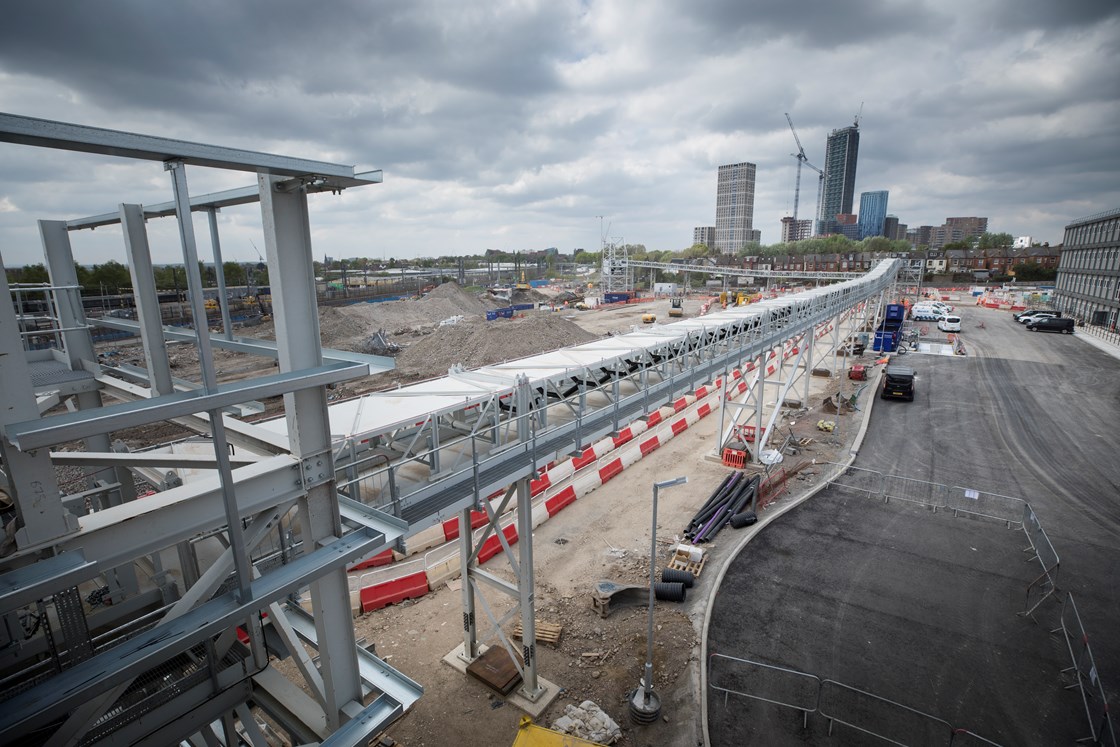 West London spoil conveyor network - Old Oak Common Station site: A 1.7 mile-long network of conveyors has begun operating in West London, and will move over five million tonnes of spoil excavated for the construction of HS2.