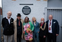 Brixton stn plaque unveiling - group 1