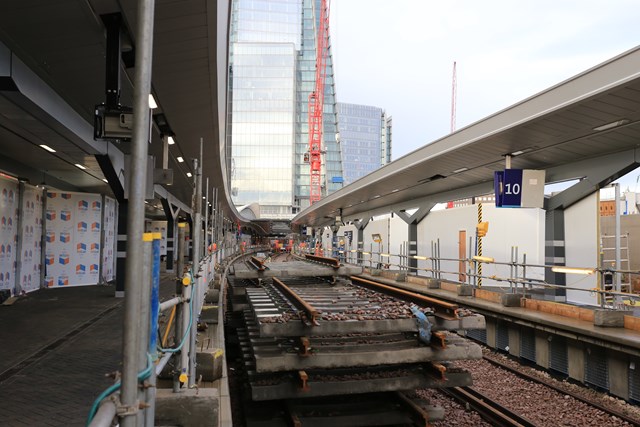 Pictures: Finishing touches to new platforms at London Bridge, ready for the New Year: Finishing touches put to the new platforms (10 and 11) at London Bridge