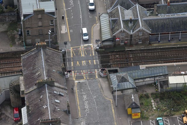 Increase in dangerous behaviour at Broughty Ferry Level Crossing: BroughtyFerryLC-1