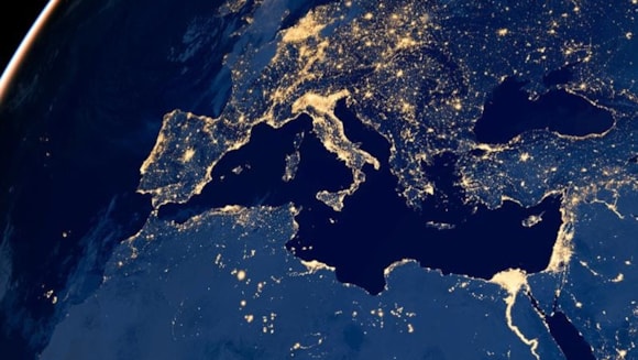 New air pollution limits for ships enter into effect in the Mediterranean: New sulphur emission limits enter into effect in the Mediterranean medium