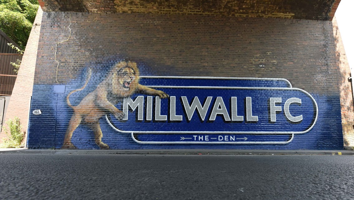 Hollywood artist Lionel Stanhope designs mural for Millwall Football Club with backing from Network Rail: The leaping lion