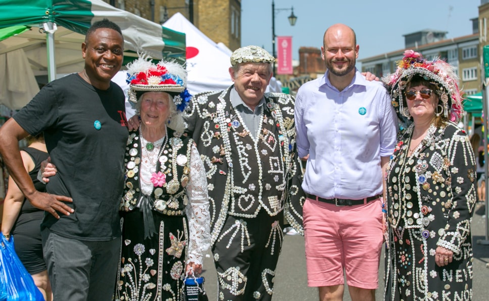 Cllr McKenzie L with Pearly Kings and Queens and Mayor Glanville