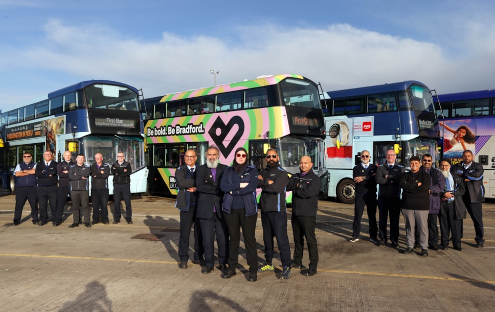 Bradford team with BD2025 bus   fleet 4