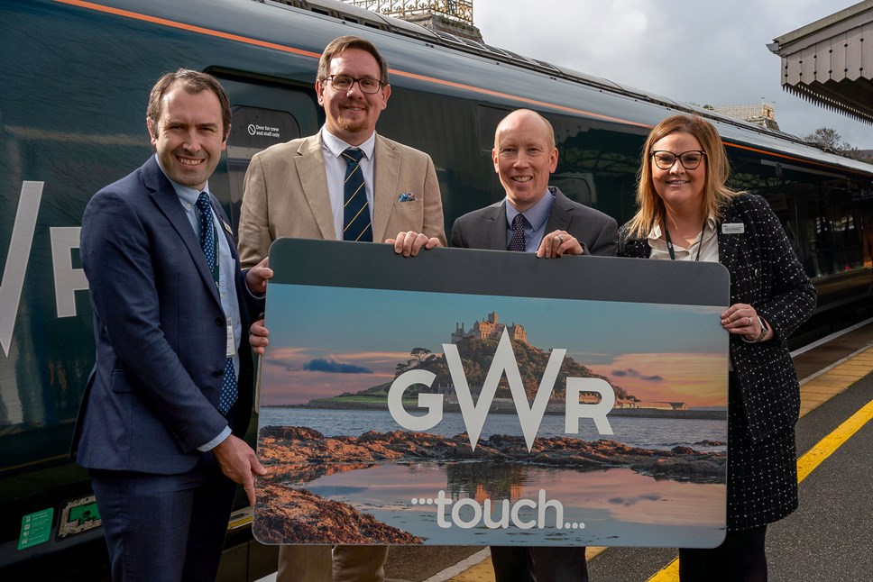 SWNS GWR TOUCH-05