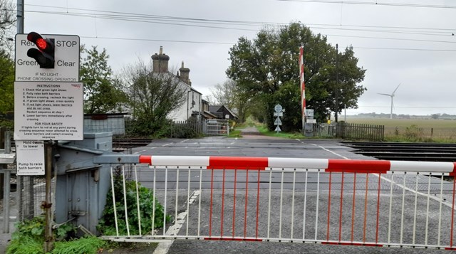 East Road level crossing: East Road level crossing