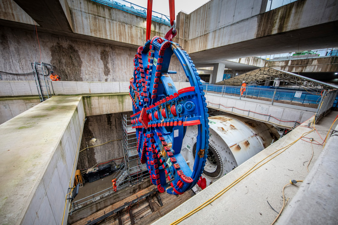 TBM Madeleine lowering itno OOC Box