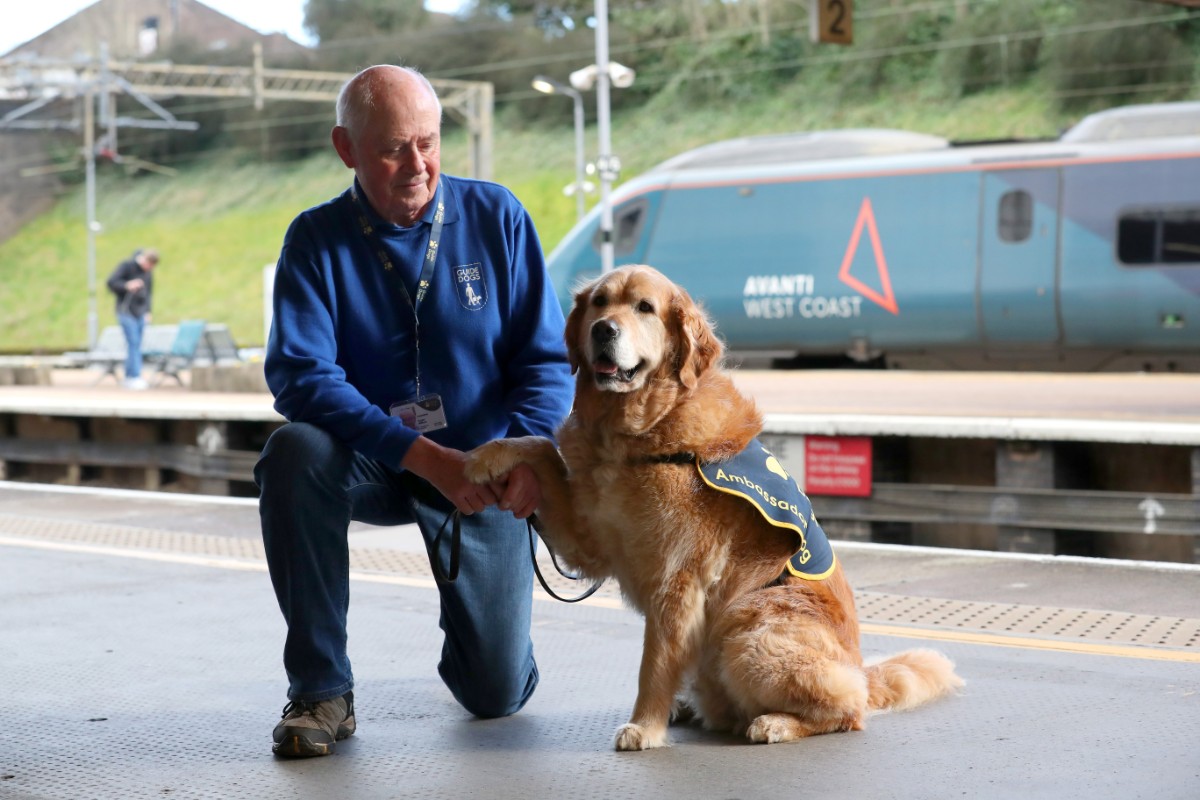Avanti West Coast hosted Guide Dogs fundraising groups and their Ambassadors dogs at its stations