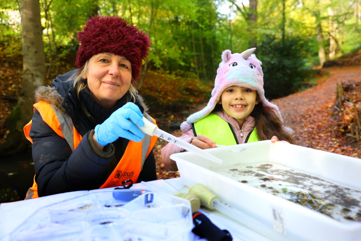 Volunteers working with Aire Rivers Trust - LNER CCIF-2