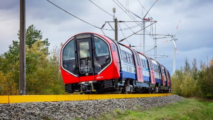 80% of new Piccadilly line trains will be assembled in Yorkshire, Siemens Mobility confirms: Piccadilly line test train