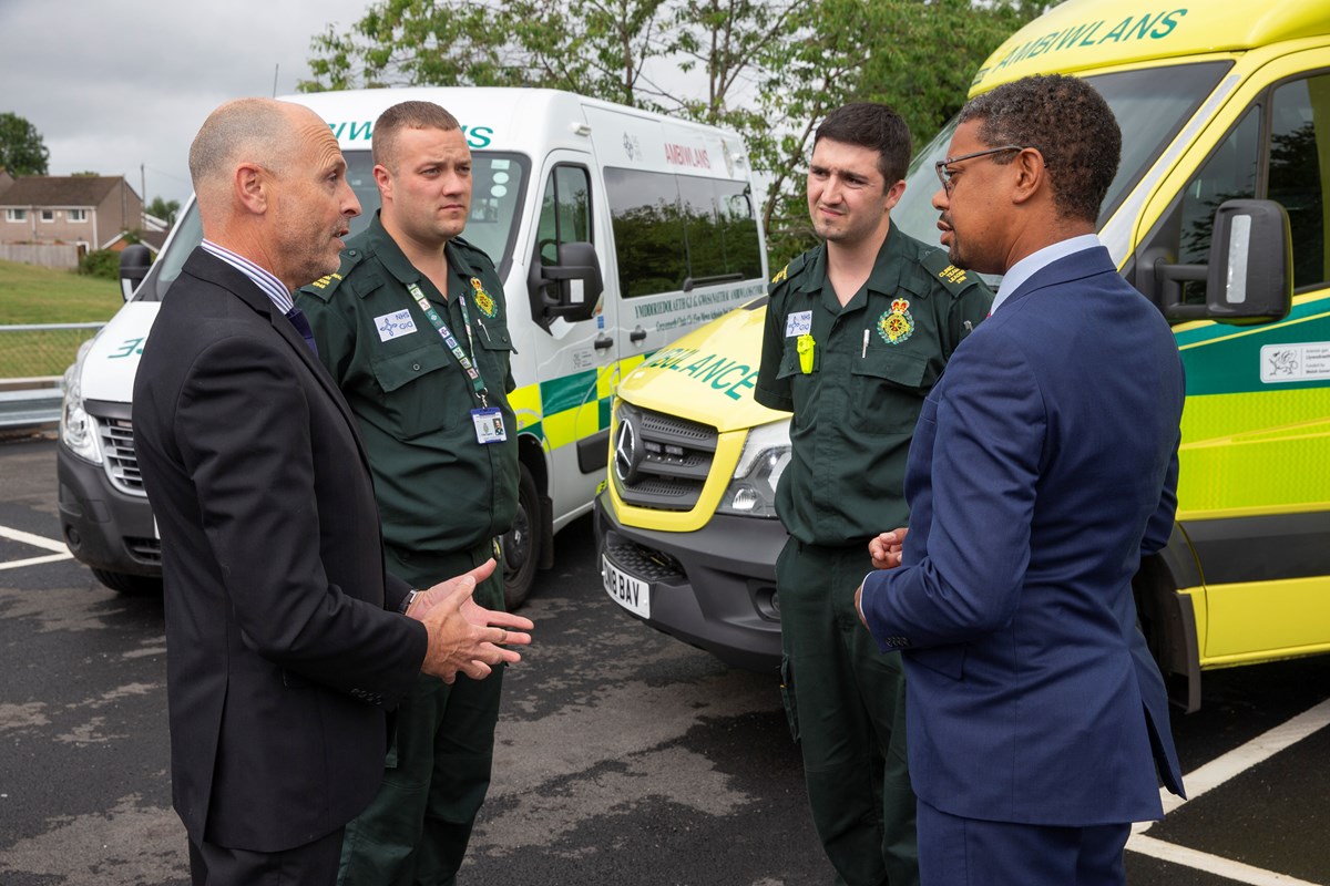 VG and ambulance staff chat outside ambulance 3