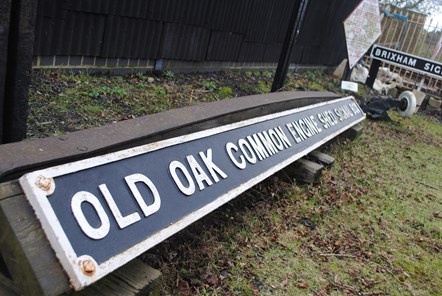 Old Oak Common sign