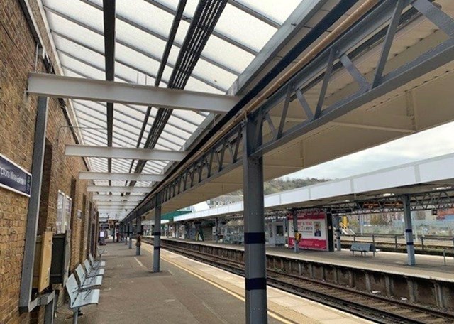 Dover Priory - platform 1 lattice beam and roof sheets