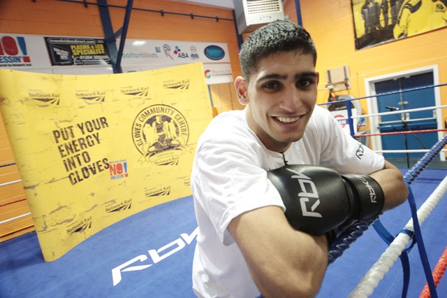 NETWORK RAIL COMMUNITY WORK REWARDED WITH BIG TICK  : Amir Khan at Gloves Community Centre & Gym - powered by Network Rail