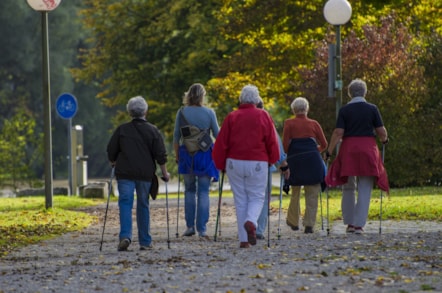 Nordic Walking - Cerdded Gogledd