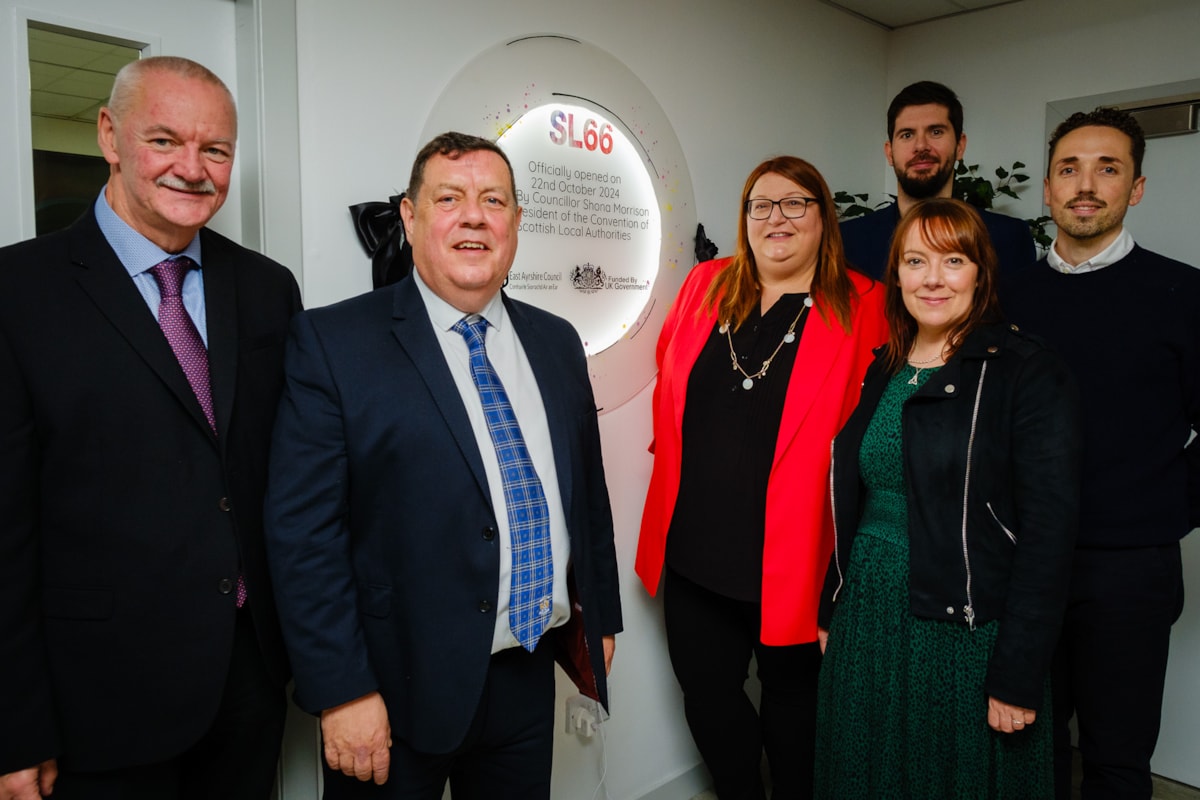 Eddie Fraser, Cllr Reid, Cllr Morrison and Jane O’Donnell with Tom Unter and Andrew Docherty from the UK Govt