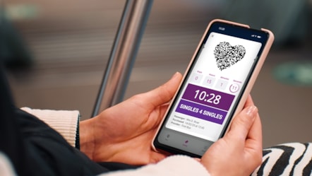 Singles for singles: Free bus tickets for singles this Valentine's Day