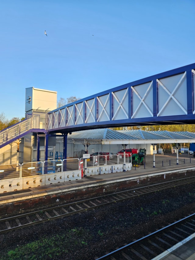 Dumfries - Access for All footbridge and lifts installation - April 14 2024 5