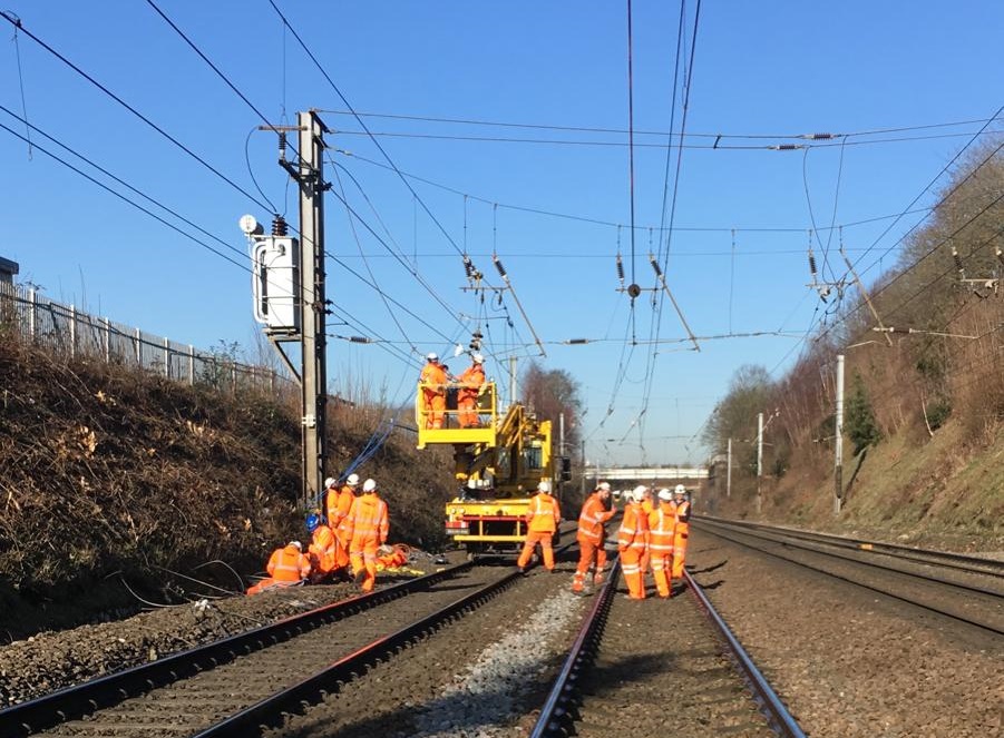 Repairs to overhead line equipment between Bedford and London St